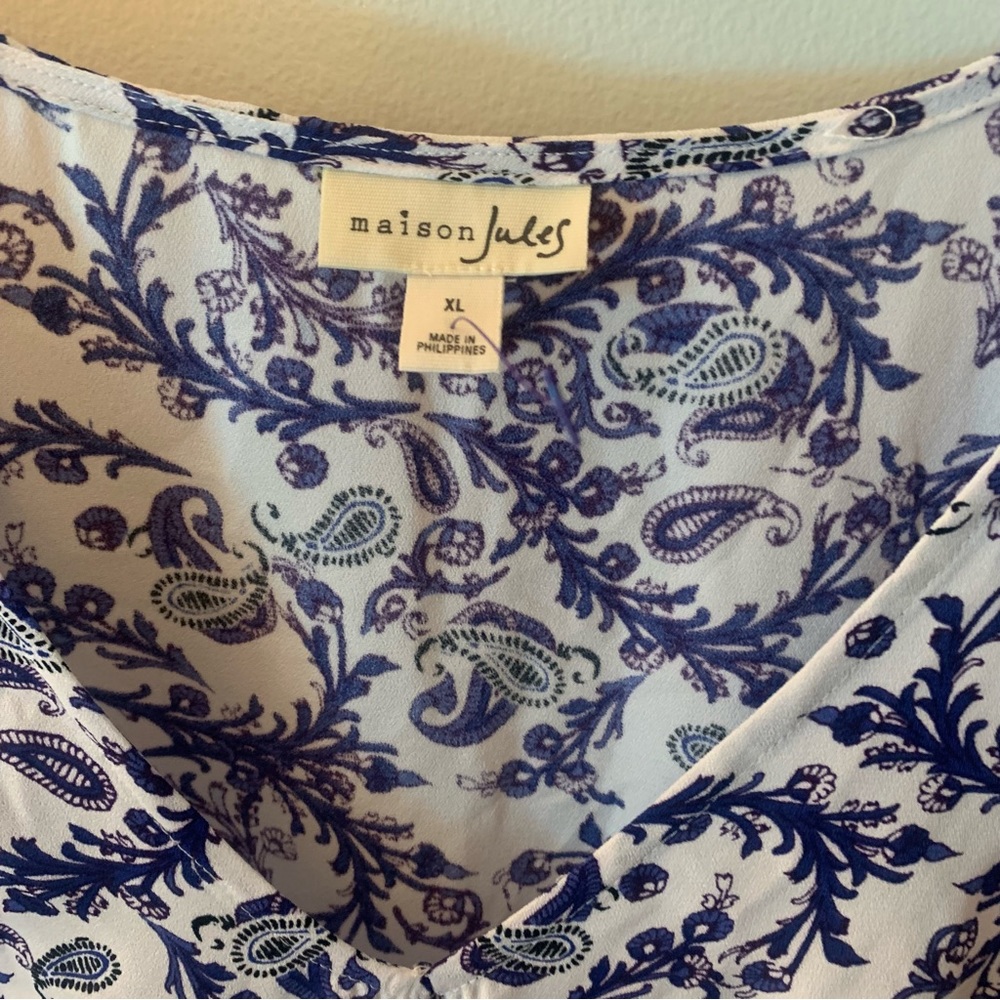Maison Jules Paisley Asymmetric Hem Blouse - Picture 3 of 10